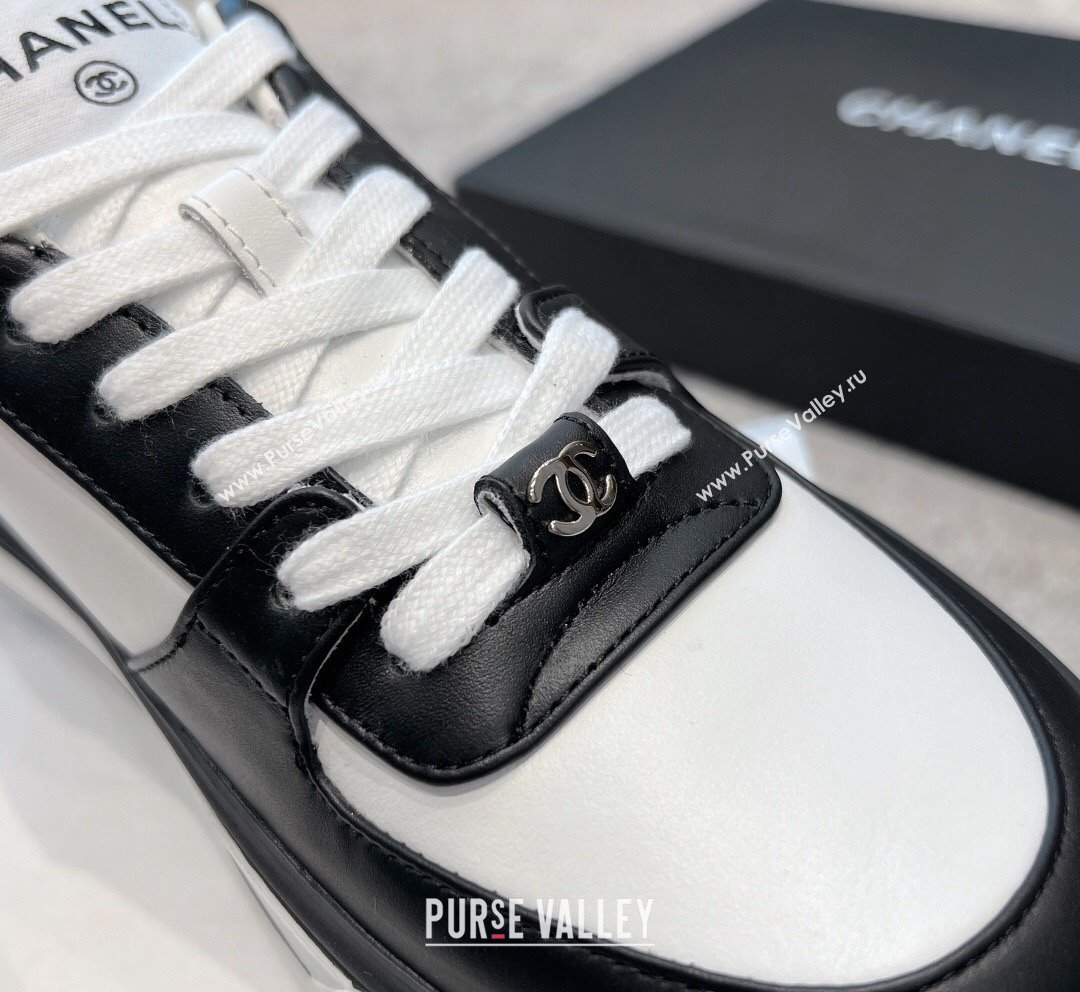 Chanel Calfskin CC Sneakers White/Black 2023 CH101110 (SS-231011055)