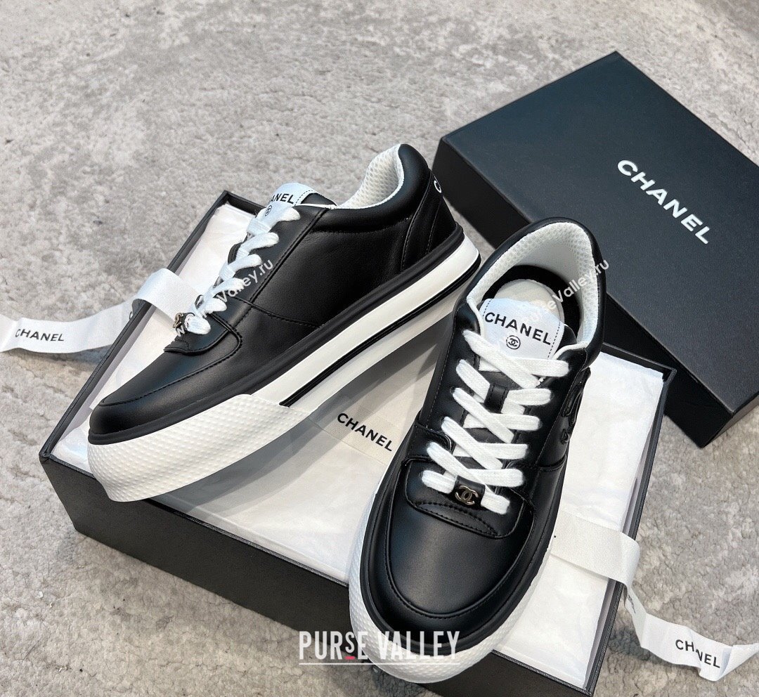 Chanel Calfskin CC Sneakers Black 2 2023 CH101110 (SS-231011057)