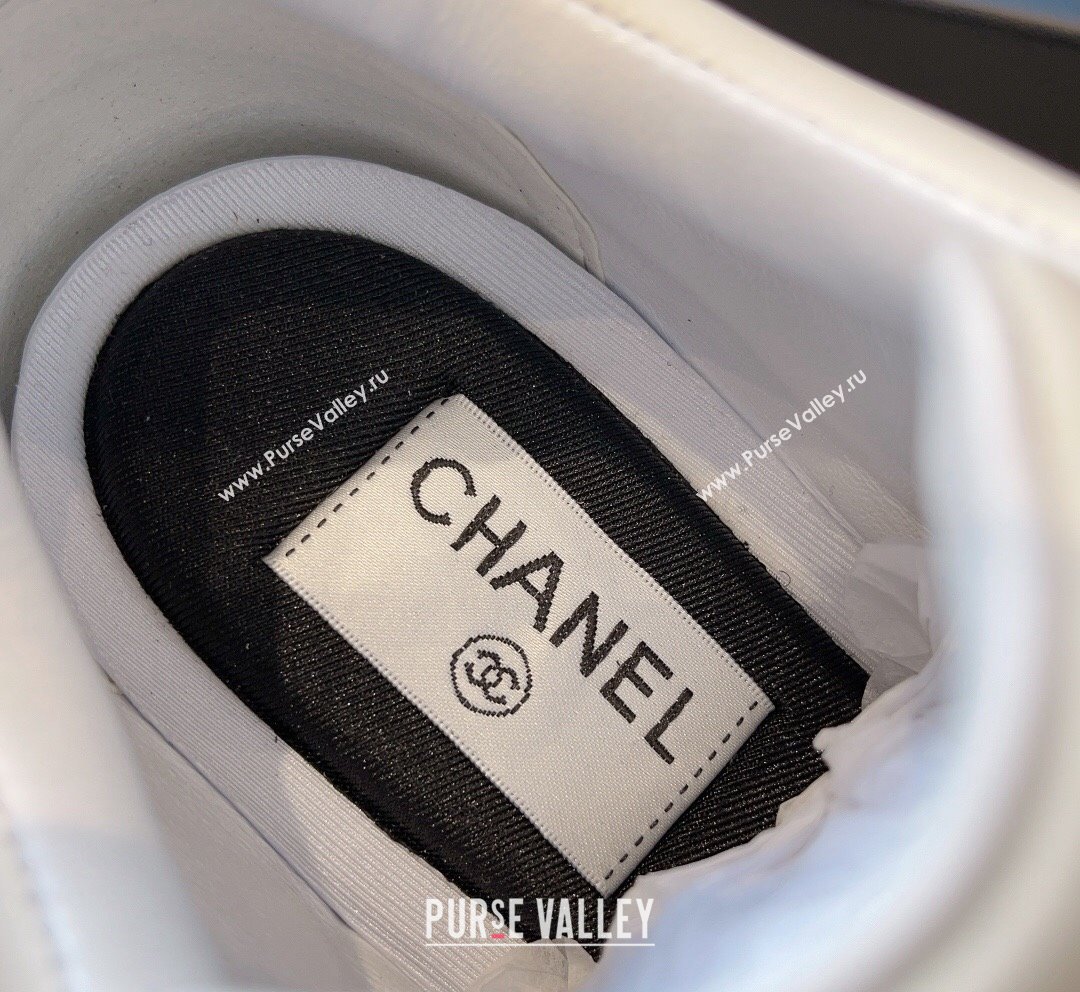 Chanel Calfskin Sneakers G45333 White/Black/Red 2023 (SS-231011068)