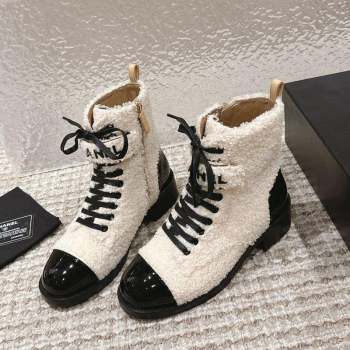 Chanel Teddycloth Lace-up Ankle Boots Light Beige 2023 G45005 (MD-231025087)