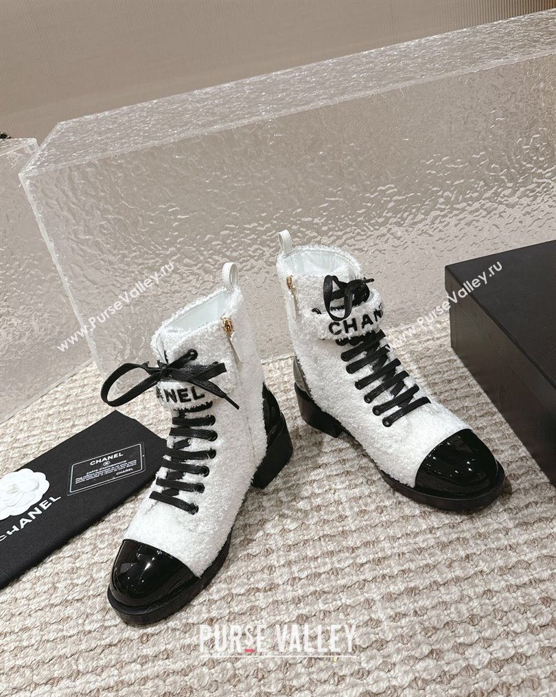 Chanel Teddycloth Lace-up Ankle Boots White 2023 G45005 (MD-231025088)