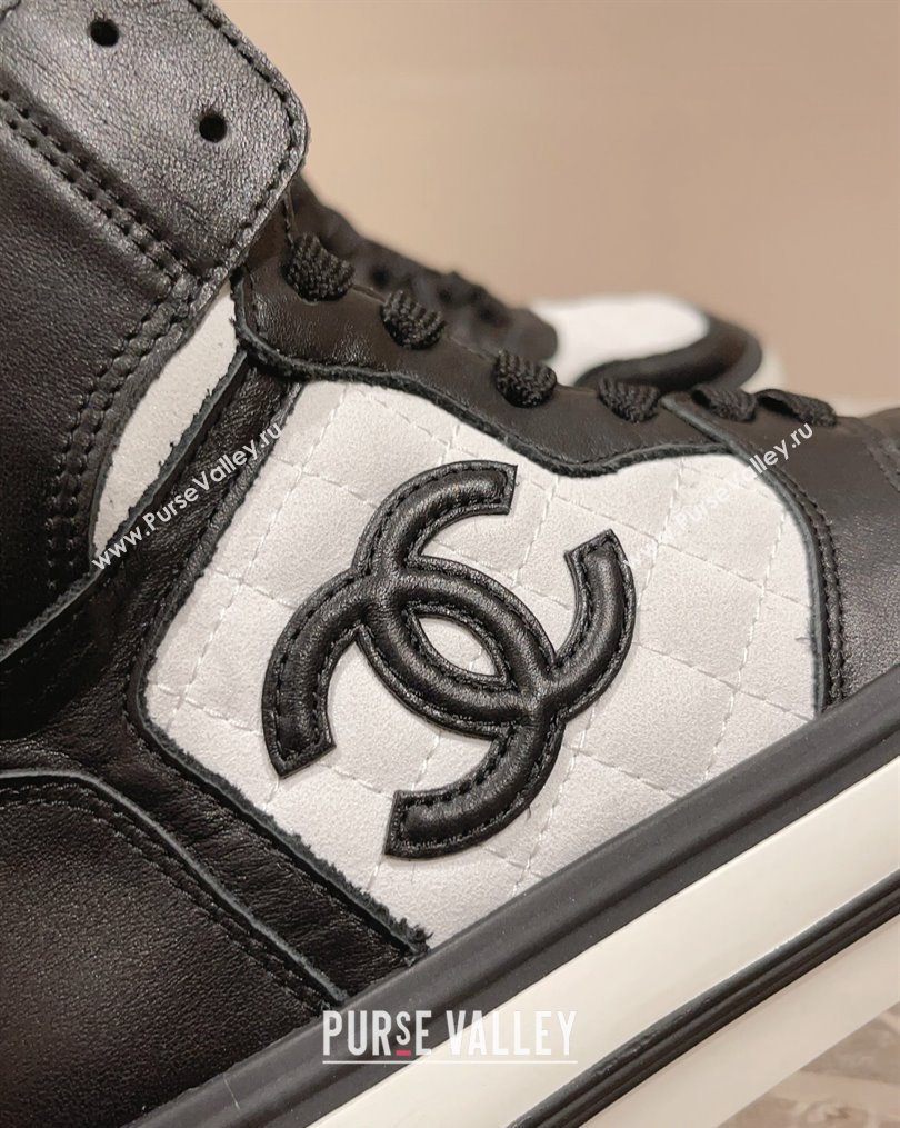 Chanel Calfskin High top Sneakers Black/White 2023 CH10258 (MD-231025091)