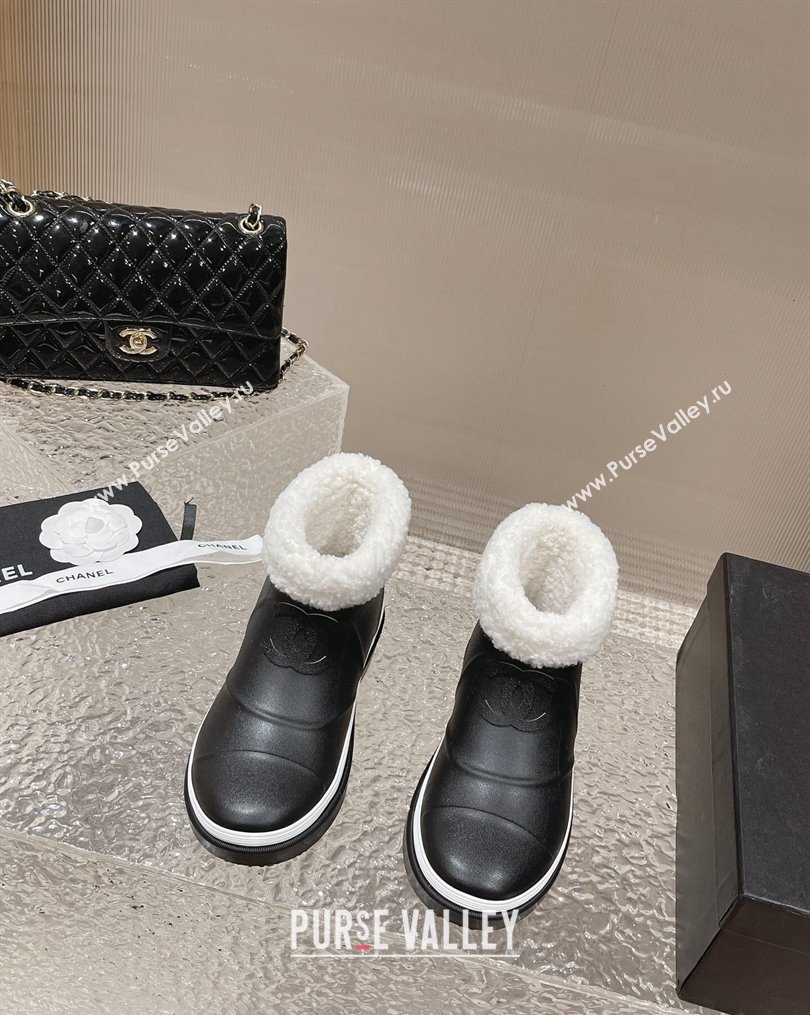 Chanel Wool and Rubber Rain Boots Black/White 1 2023 (MD-231025092)