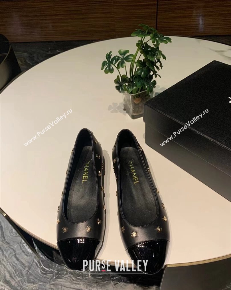 Chanel Calfskin Ballet Flat with Logo Charm Black 2023 CH10251 (MD-231025064)