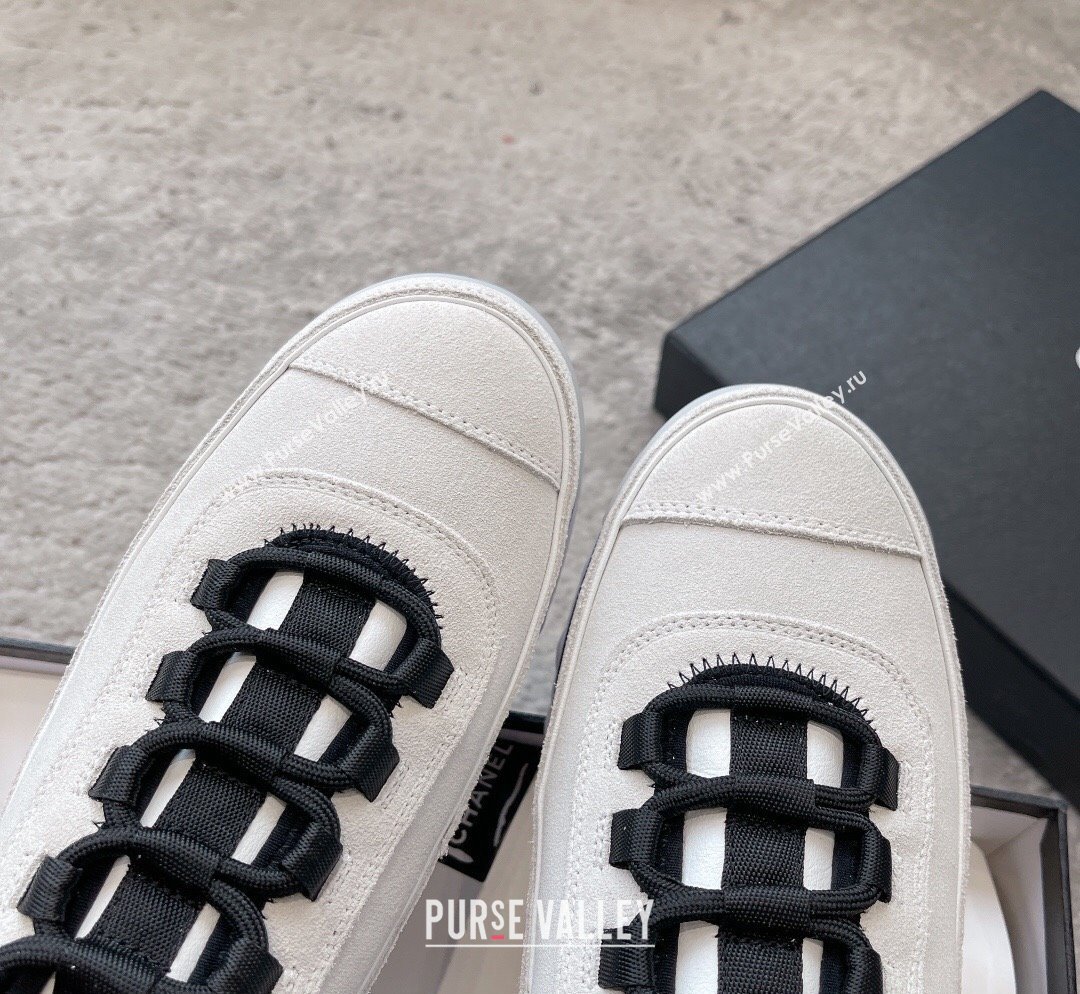 Chanel Suede Sneakers G39070 White 2023 1025 (SS-231025101)