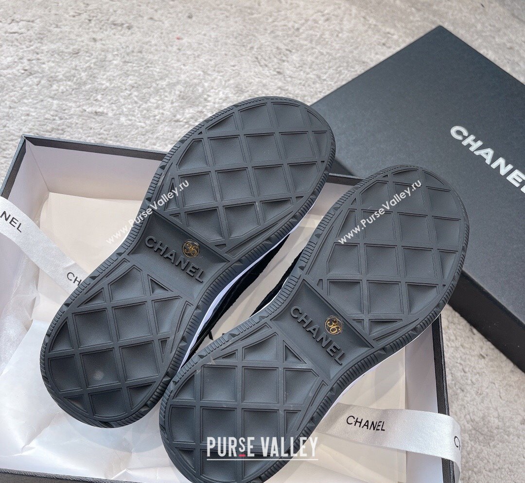 Chanel Suede Sneakers G39070 Black 2023 1025 (SS-231025103)