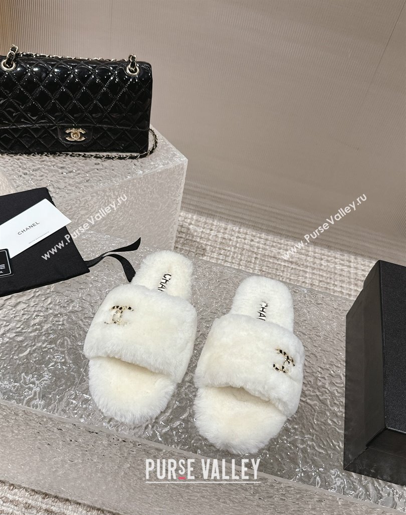 Chanel Wool Flat Slide Sandals with Crystal CC White 2023 CH110305 (MD-231103024)