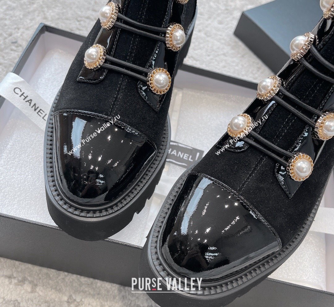 Chanel Patent Leather Suede Lace-up Ankle Boots with Pearls Black 2023 CH110306 (SS-231103029)