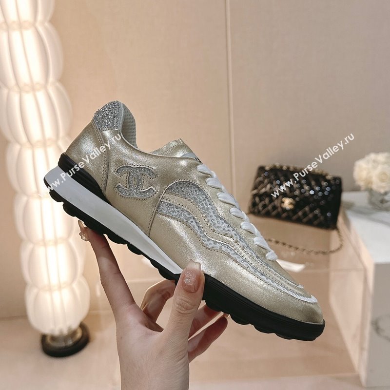 Chanel Calfskin Suede Low Top Sneakers with Crystals G45220 Gold 2023 (MD-231107008)