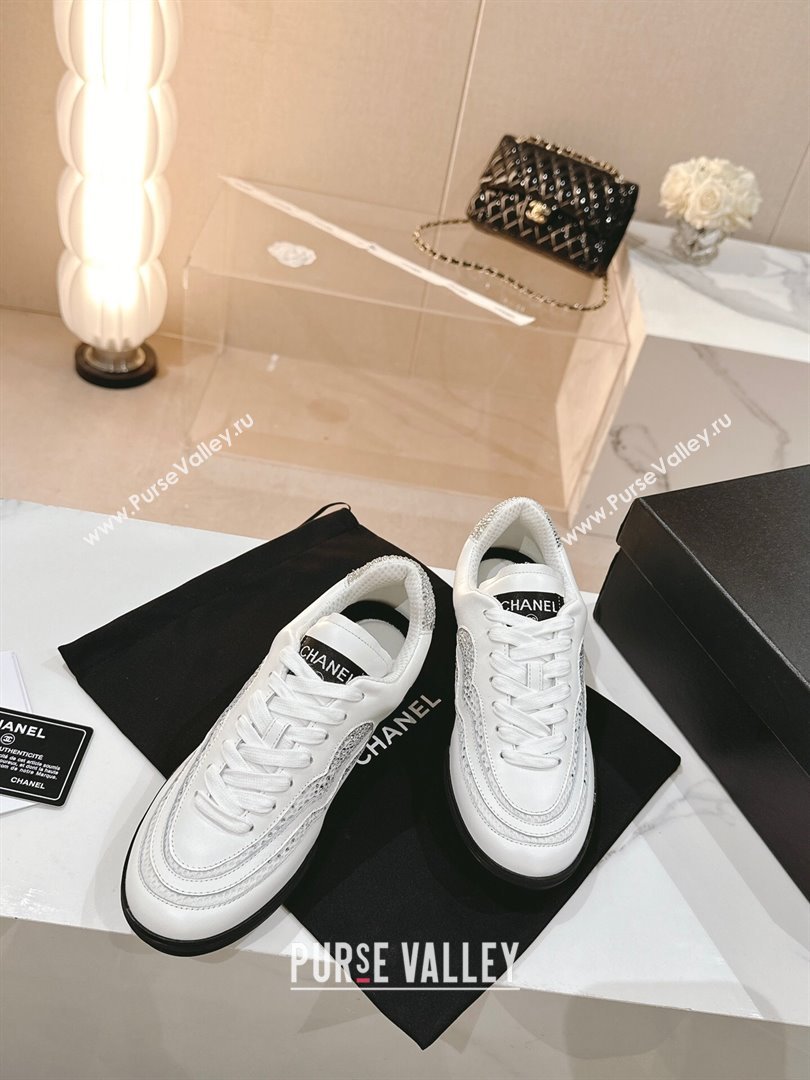 Chanel Calfskin Suede Low Top Sneakers with Crystals G45220 White 2023 (MD-231107009)