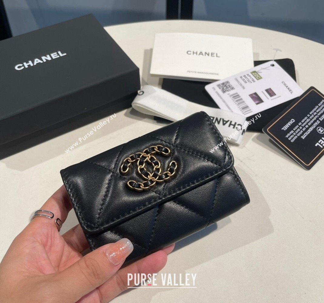 Chanel Shiny Lambskin 19 Flap Card Holder Black 2023 AP1790 (yezi-231111041)