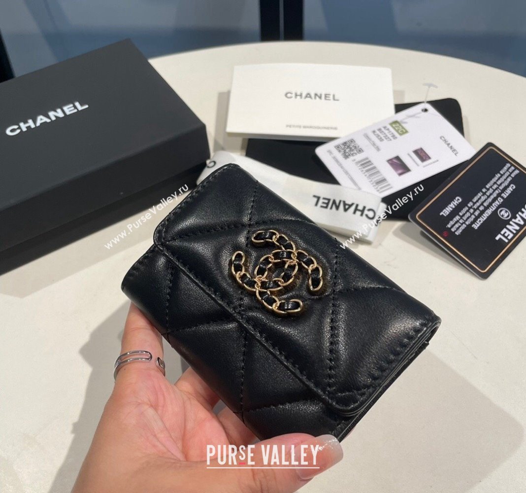 Chanel Shiny Lambskin 19 Flap Card Holder Black 2023 AP1790 (yezi-231111041)