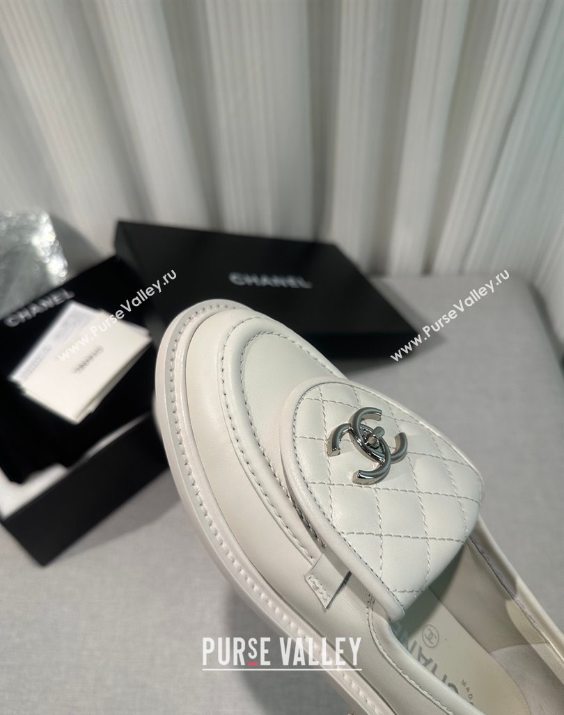 Chanel Lambskin Loafers with CC Foldover G45474 White/Silver 2023 (MD-231201076)