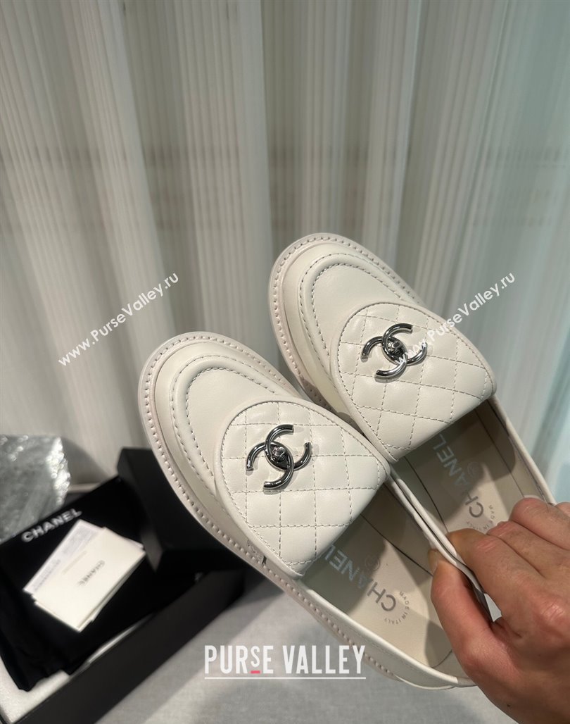 Chanel Lambskin Loafers with CC Foldover G45474 White/Silver 2023 (MD-231201076)