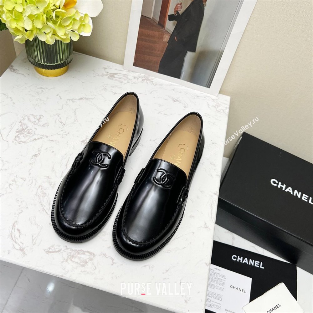 Chanel Patent Calfskin Loafers Black 2 2023 CH120111 (MD-231201080)