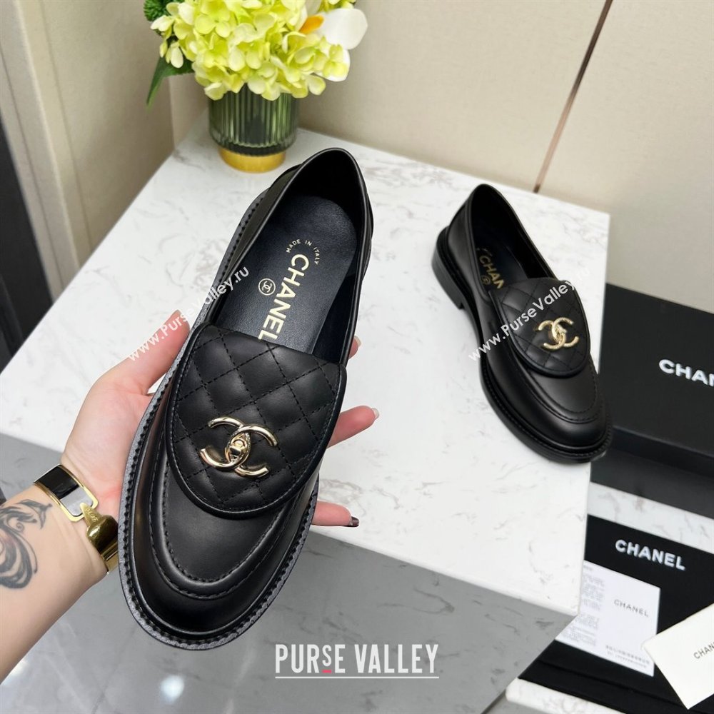 Chanel Lambskin Loafers with CC Foldover G45474 Black/Gold 2023 (MD-231201067)