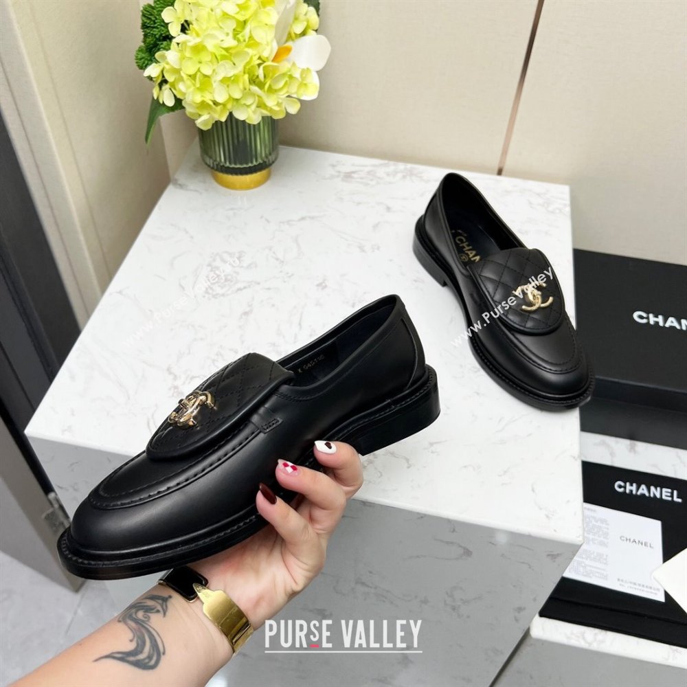 Chanel Lambskin Loafers with CC Foldover G45474 Black/Gold 2023 (MD-231201067)