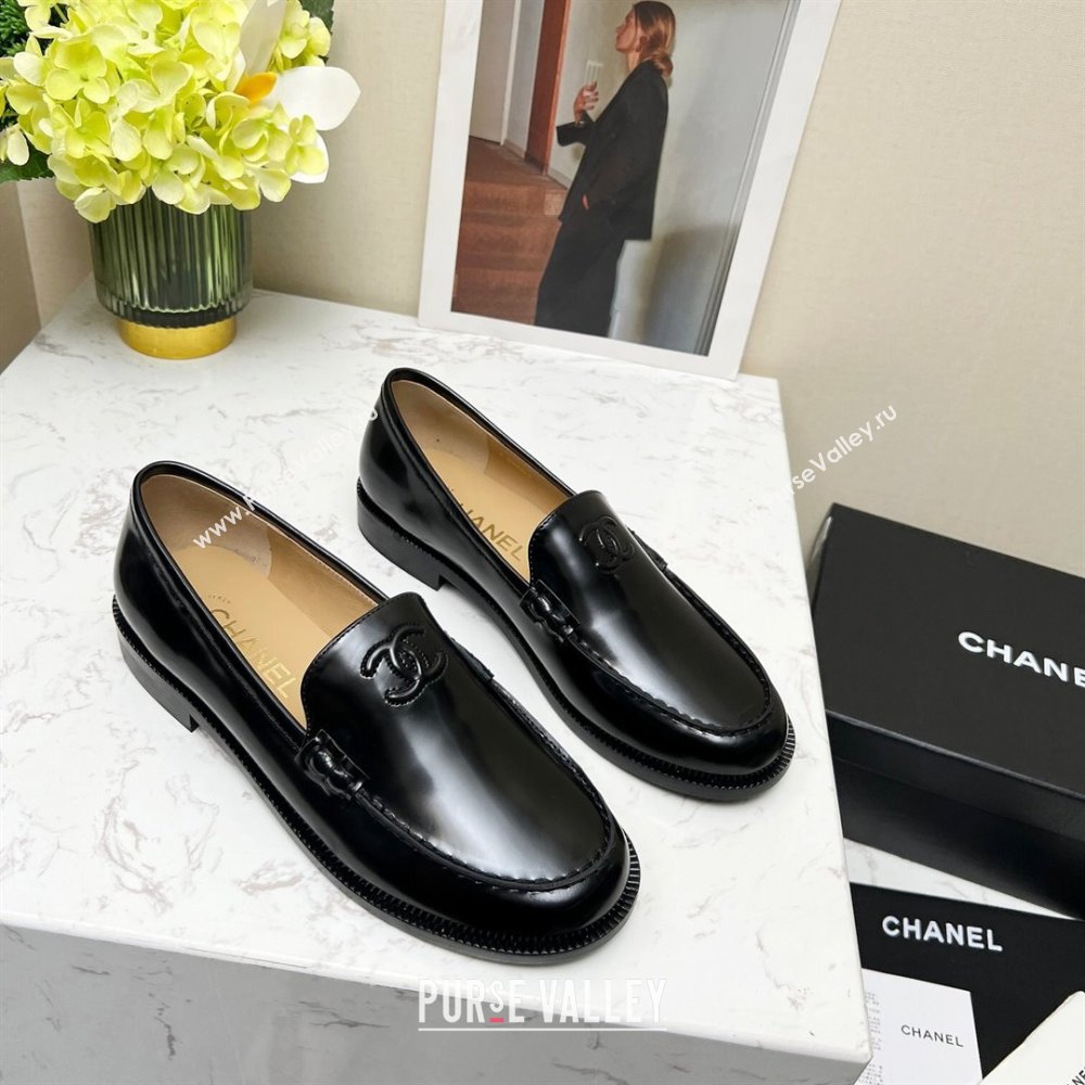 Chanel Patent Calfskin Loafers Black 2 2023 CH120111 (MD-231201080)