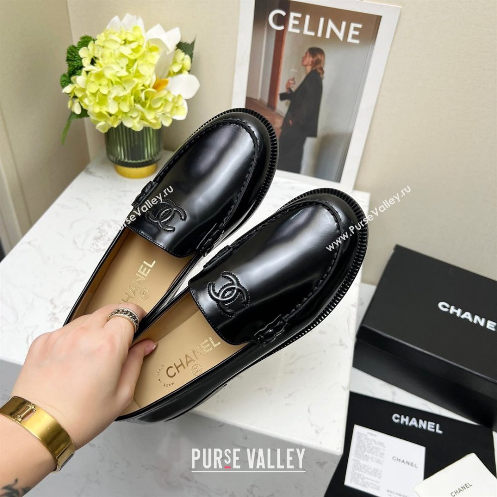 Chanel Patent Calfskin Loafers Black 2 2023 CH120111 (MD-231201080)