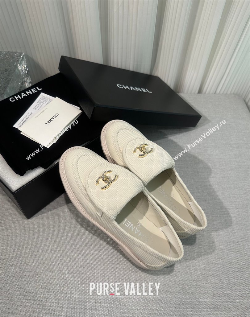 Chanel Corduroy Loafers with CC Foldover G45474 White 2023 (MD-231201074)