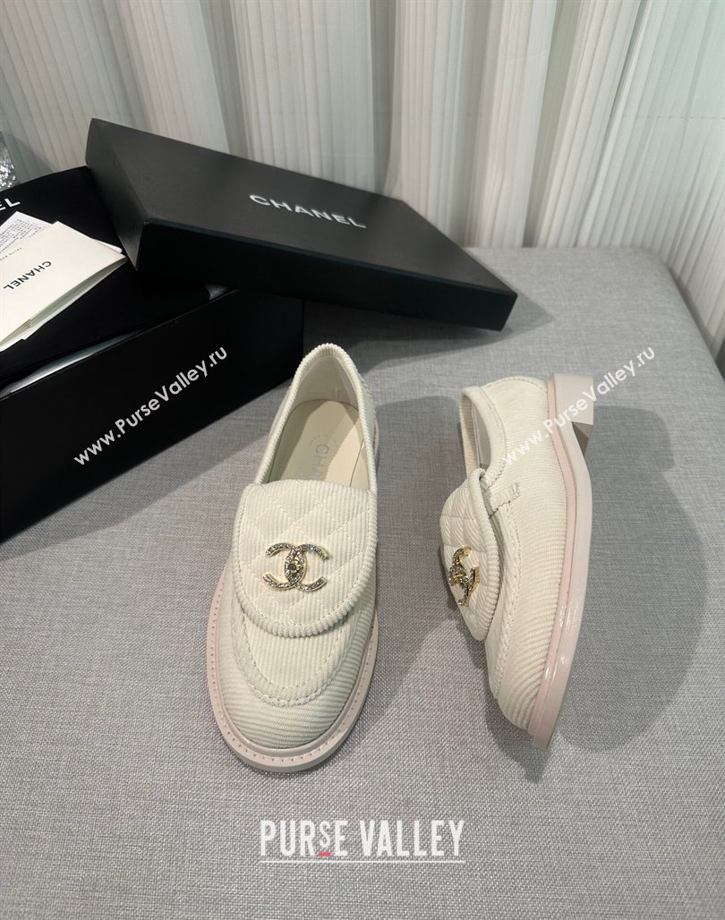 Chanel Corduroy Loafers with CC Foldover G45474 White 2023 (MD-231201074)