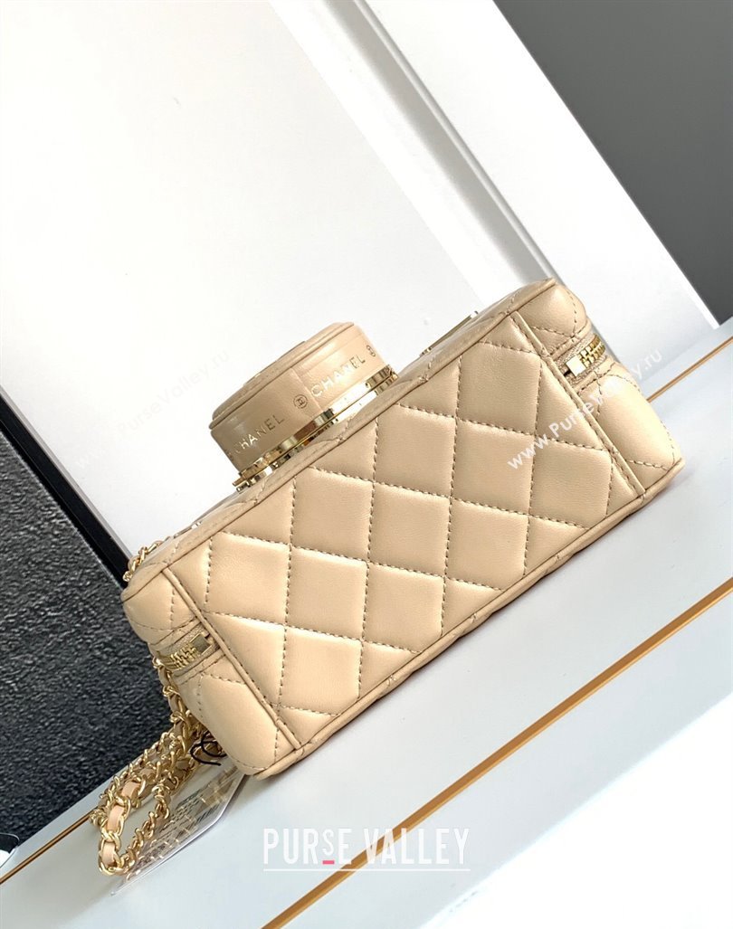 Chanel Quilted Calfskin Camera Bag Beige 2024 (yezi-240218015)