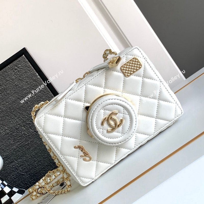 Chanel Quilted Calfskin Camera Bag White 2024 (yezi-240218017)