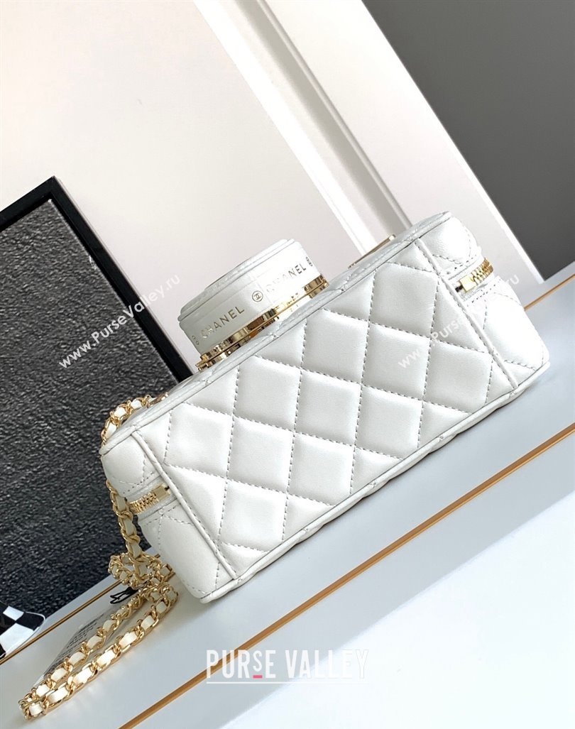 Chanel Quilted Calfskin Camera Bag White 2024 (yezi-240218017)