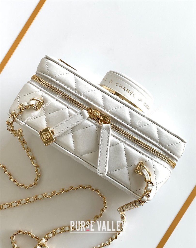 Chanel Quilted Calfskin Camera Bag White 2024 (yezi-240218017)