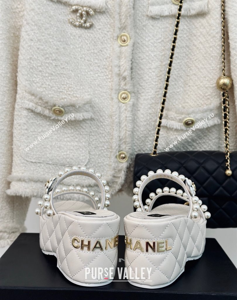 Chanel Quilted Lambskin and Pearls Wedge Platform Slide Sandals 7cm White 2024 0223 (MD-240223100)