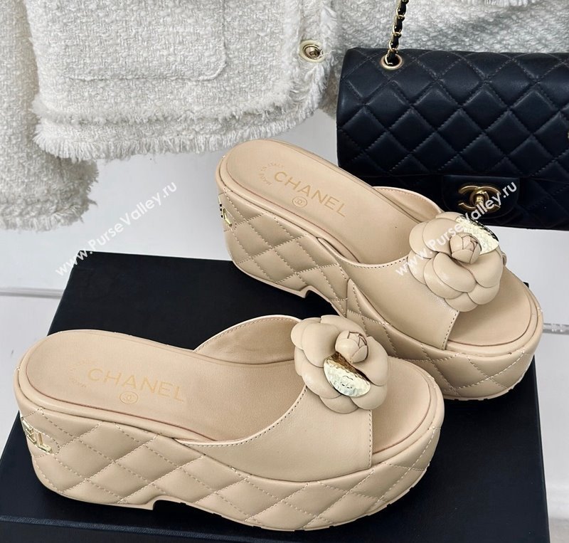 Chanel Camellia Bloom Calfskin Wedge Platform Slide Sandals 7.5cm Beige 2024 0224 (MD-240224002)