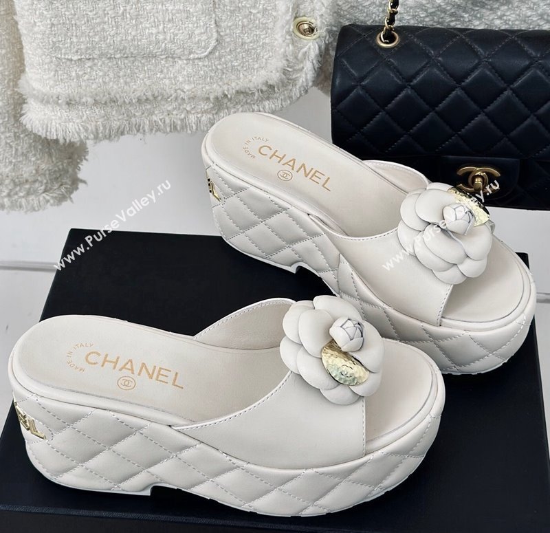 Chanel Camellia Bloom Calfskin Wedge Platform Slide Sandals 7.5cm White 2024 0224 (MD-240224003)