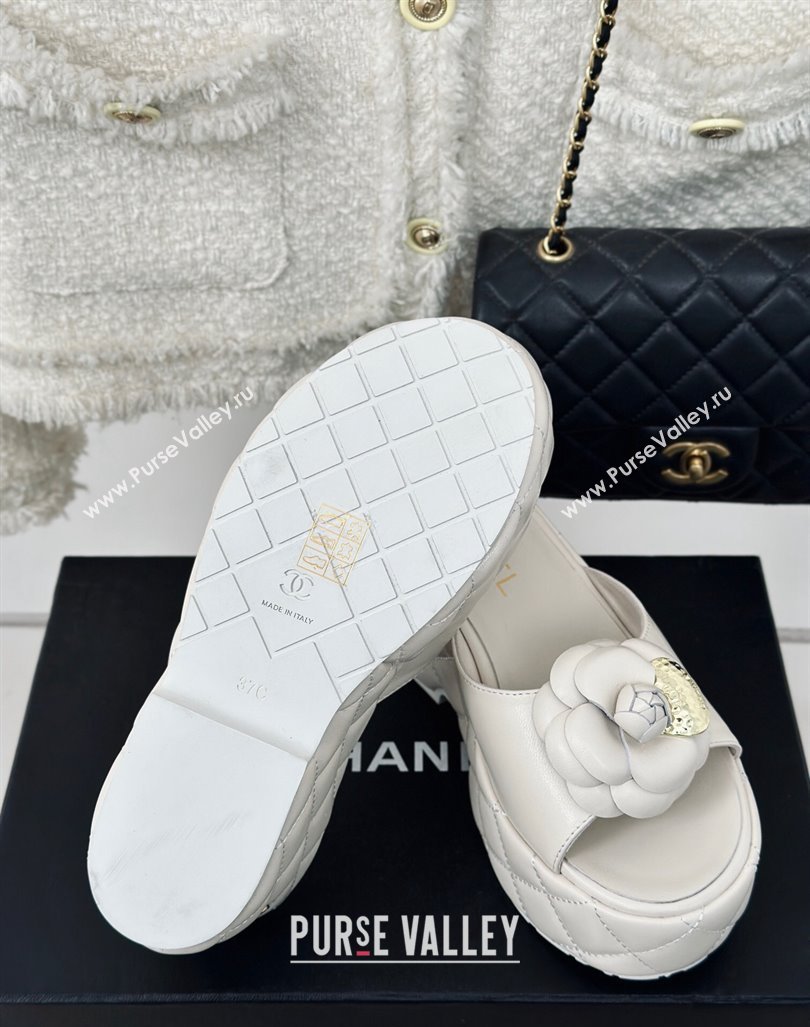 Chanel Camellia Bloom Calfskin Wedge Platform Slide Sandals 7.5cm White 2024 0224 (MD-240224003)