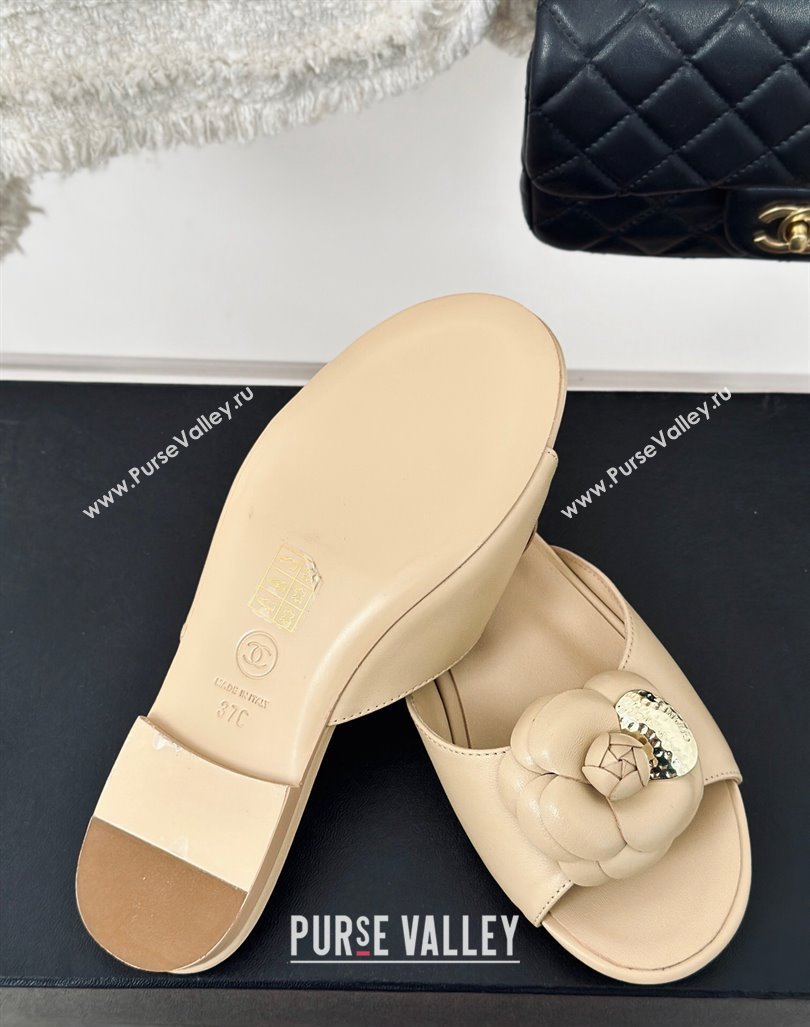 Chanel Camellia Bloom Calfskin Flat Slide Sandals 1.5cm Beige 2024 0224 (MD-240224008)