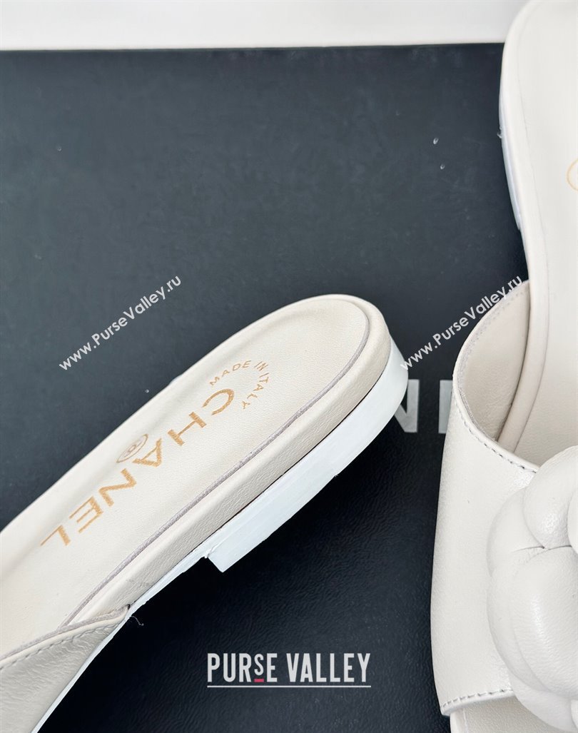 Chanel Camellia Bloom Calfskin Flat Slide Sandals 1.5cm White 2024 0224 (MD-240224009)