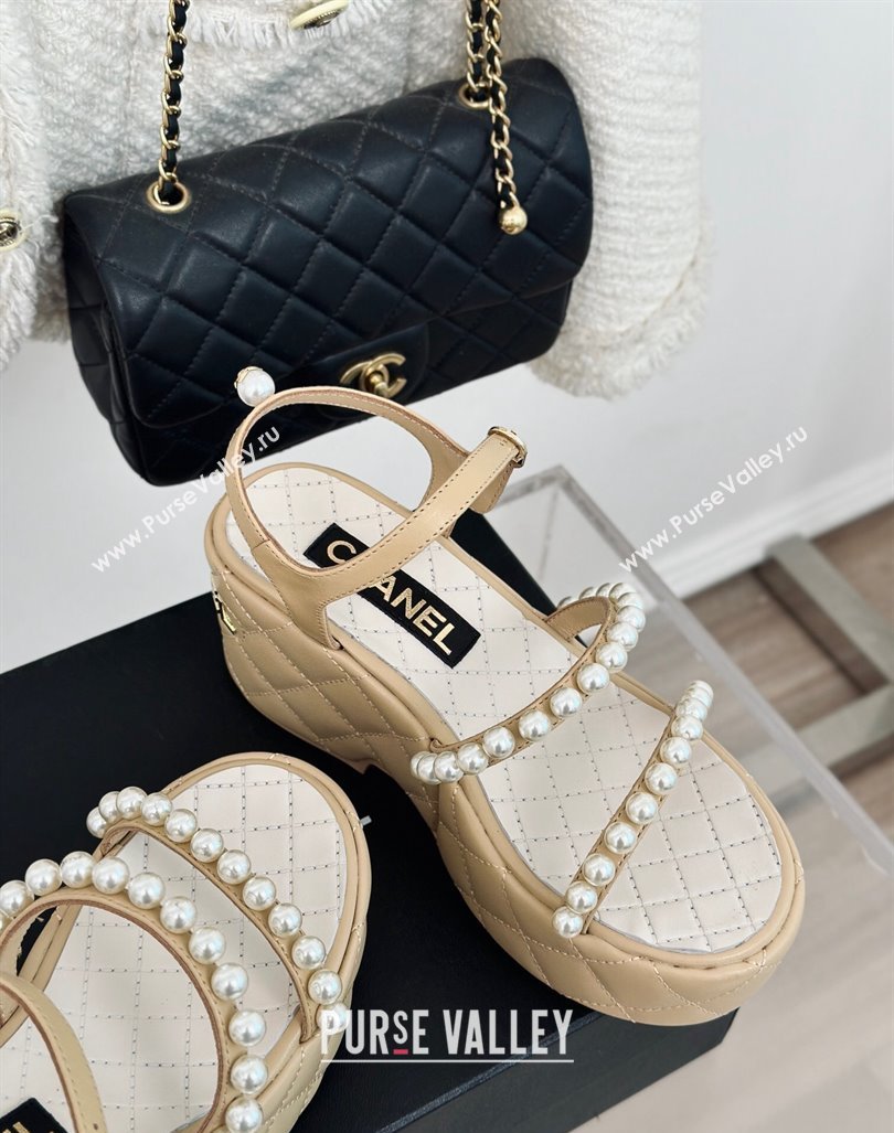 Chanel Quilted Lambskin Pearls Wedge Platform Sandals 7cm Beige 2024 0223 (MD-240223090)