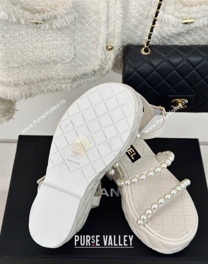 Chanel Quilted Lambskin Pearls Wedge Platform Sandals 7cm White 2024 0223 (MD-240223091)