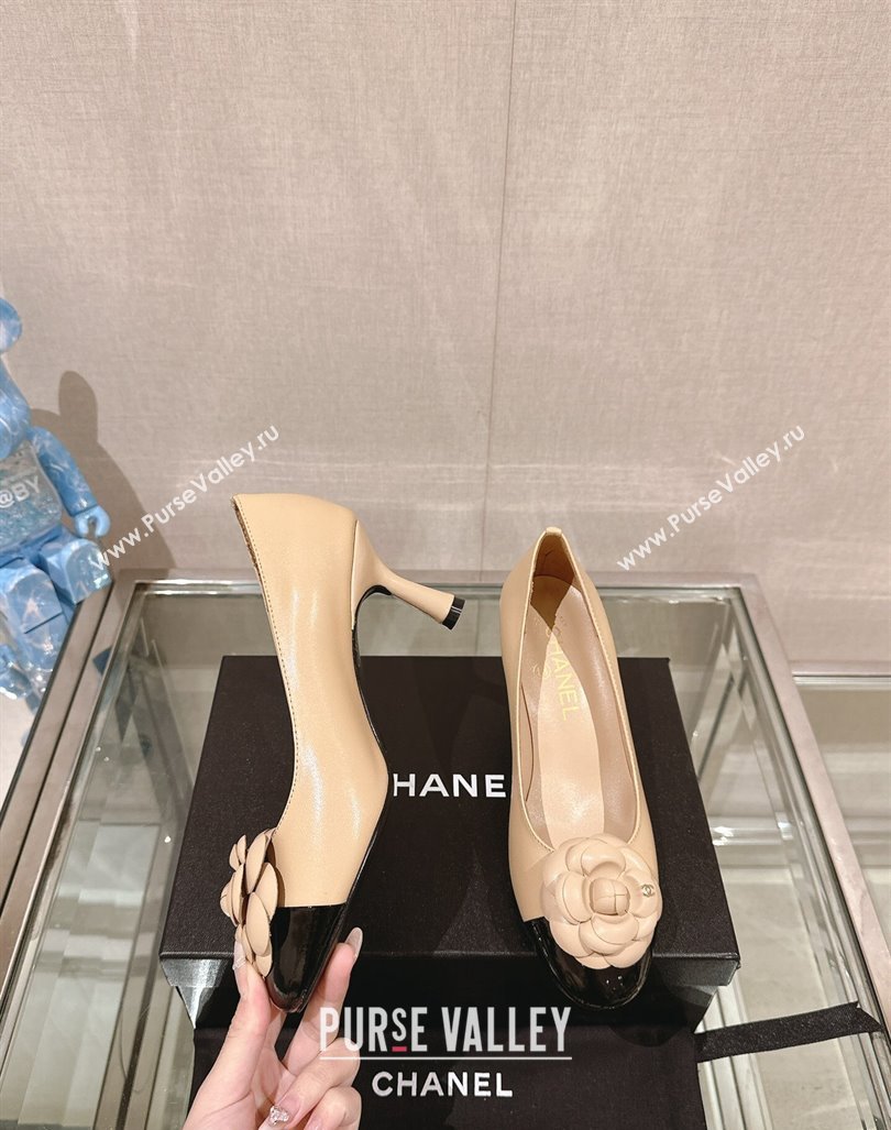 Chanel Camellia Bloom Lambskin Patent Calfskin Pumps 7cm Beige 2024 0224 (MD-240224029)