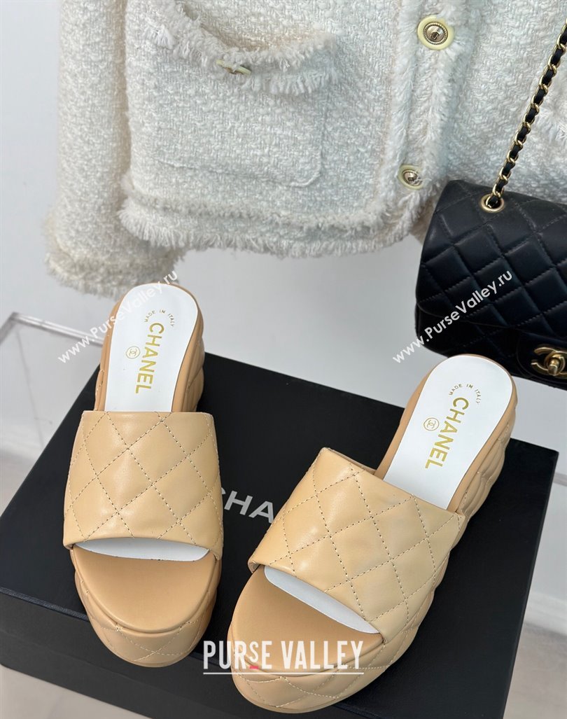 Chanel Quilted Lambskin Wedge Platform Slide Sandals 6.5cm Beige 2024 0224 (MD-240224032)