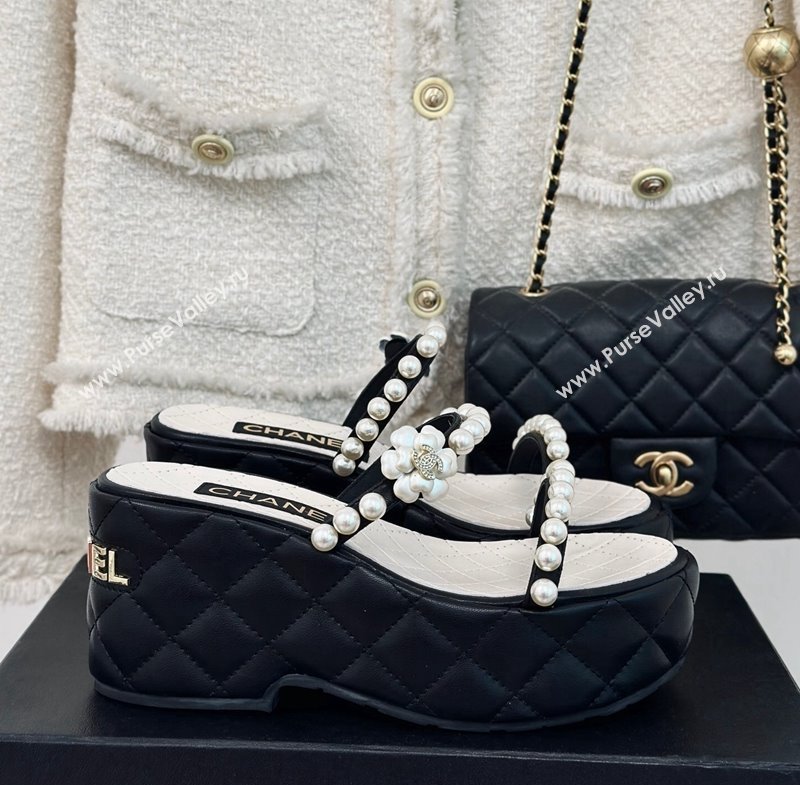 Chanel Quilted Lambskin and Pearls Wedge Platform Slide Sandals 7cm Black 2024 0223 (MD-240223098)