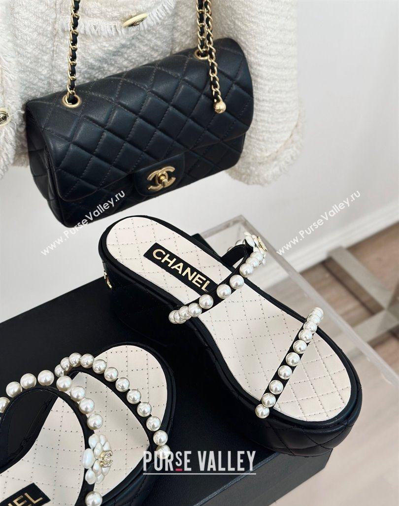 Chanel Quilted Lambskin and Pearls Wedge Platform Slide Sandals 7cm Black 2024 0223 (MD-240223098)