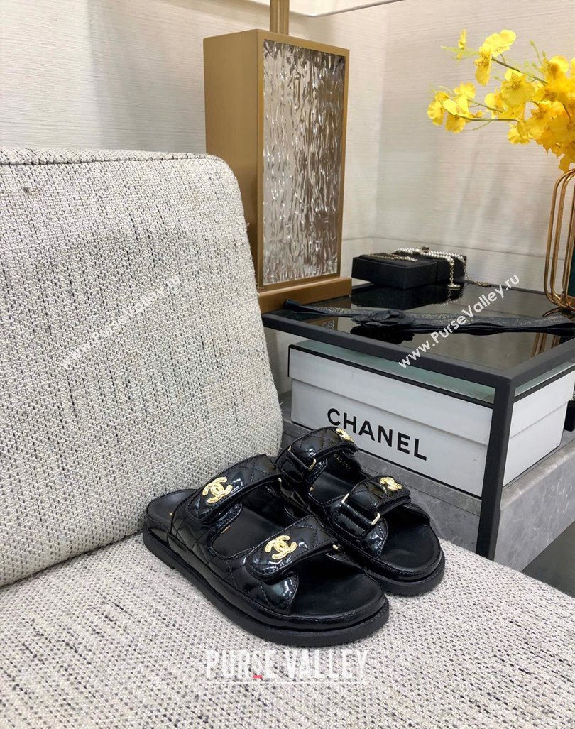 Chanel Oil Calfskin Flat Strap Slide Sandals with Metal CC Black 2024 0224 (MD-240224064)