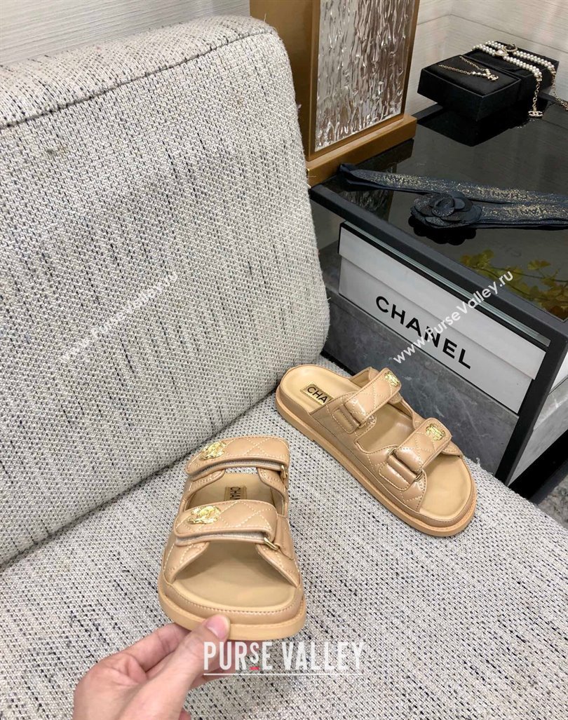 Chanel Oil Calfskin Flat Strap Slide Sandals with Metal CC Beige 2024 0224 (MD-240224066)