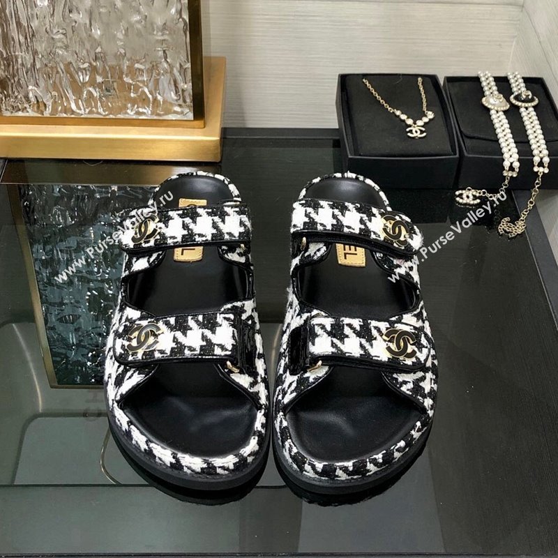 Chanel Houndstooth Fabric Flat Strap Slide Sandals with One-Tone CC Black 2024 0224 (MD-240224070)