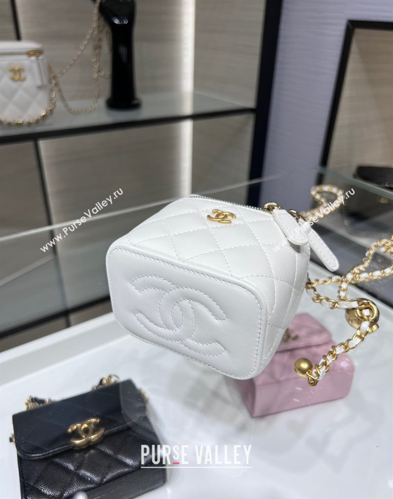 Chanel Lambskin Clutch with Chain and Gold-Tone Ball AP1447 White 2024 (yezi-240311012)