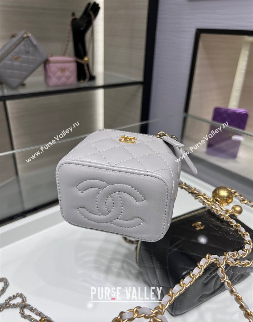 Chanel Lambskin Clutch with Chain and Gold-Tone Ball AP1447 Light Grey 2024 (yezi-240311013)