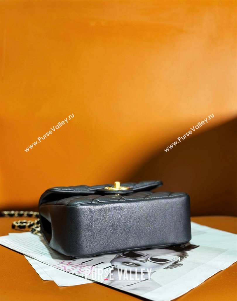 Chanel Shiny Lambskin Small Flap Bag with Chain and Pearls AS4384 Black 2024 (yezi-240311024)
