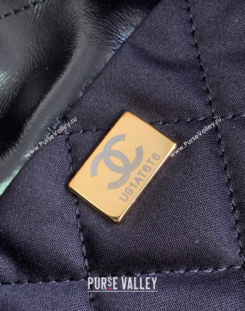 Chanel Shiny Calfskin 22 East West Shopping Bag AS4486 Black/Gold/White 2024 (yezi-240311030)