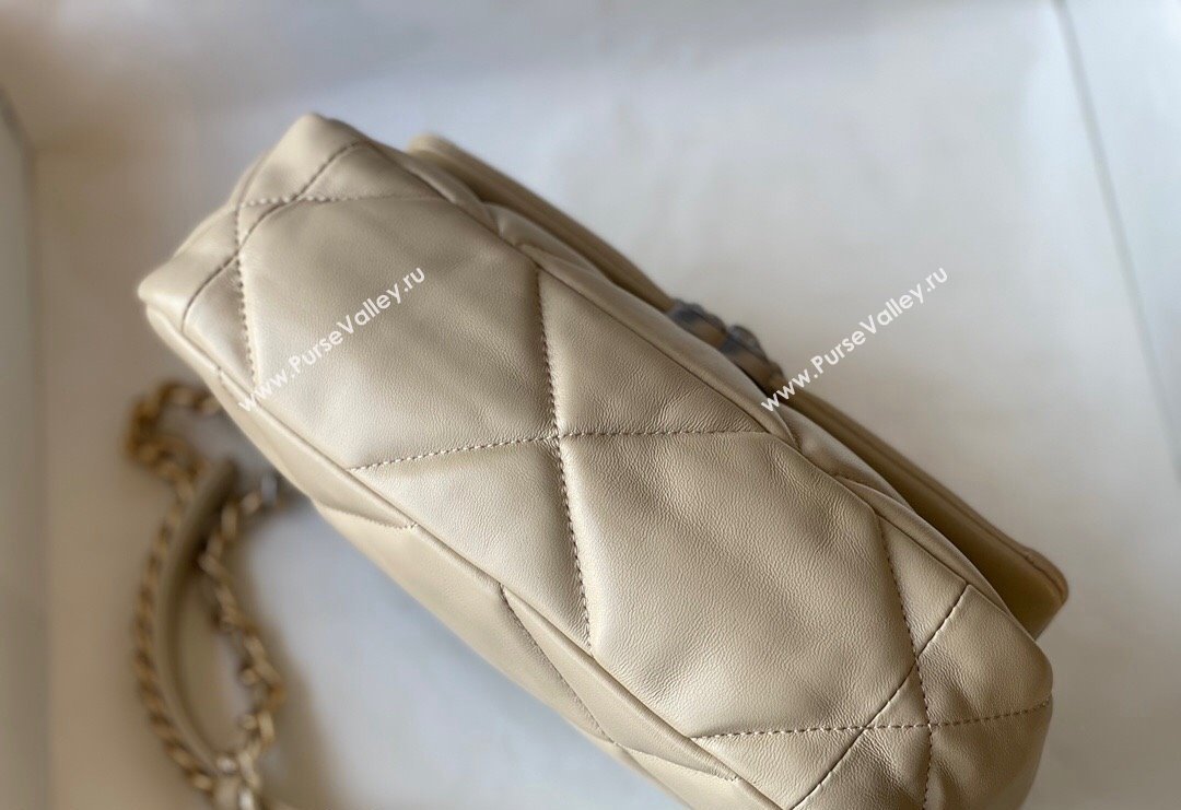 Chanel 19 Shiny Lambskin Small Flap Bag AS1160 Beige/Silver 2024 (sm-240311051)