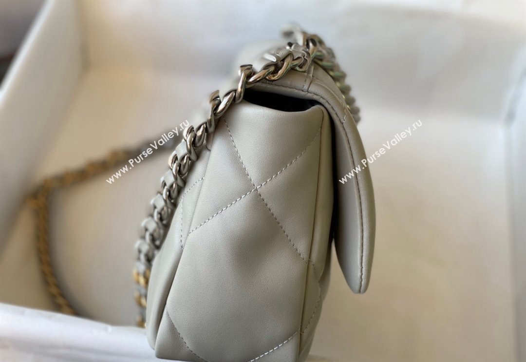 Chanel 19 Shiny Lambskin Small Flap Bag AS1160 Light Grey 2024 (sm-240311052)